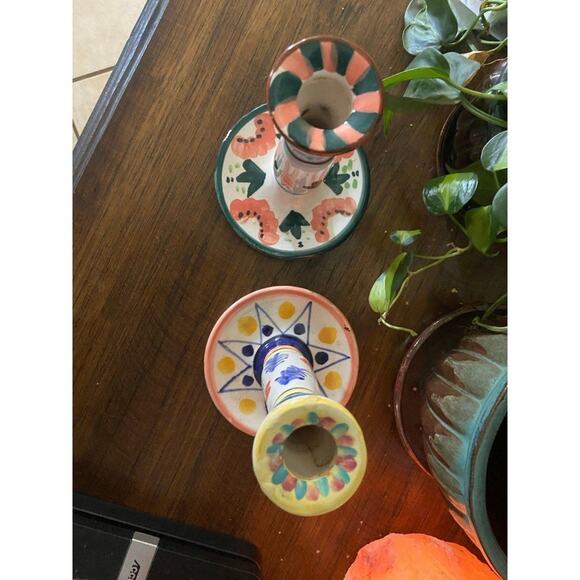 GUC Pair of unique hand painted ceramic candlestick holders - Picture 2 of 12